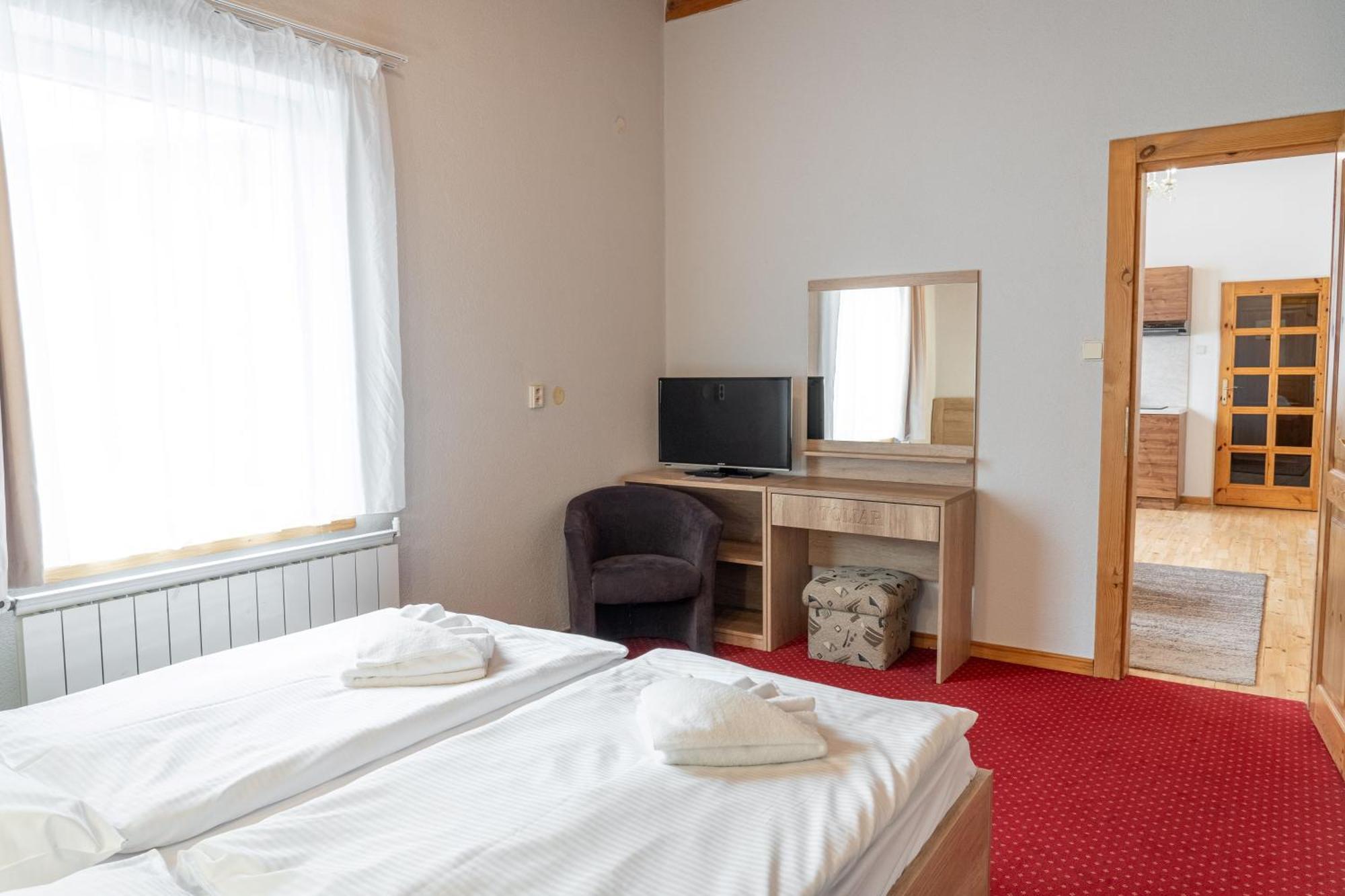 Hotel Toliar 3*