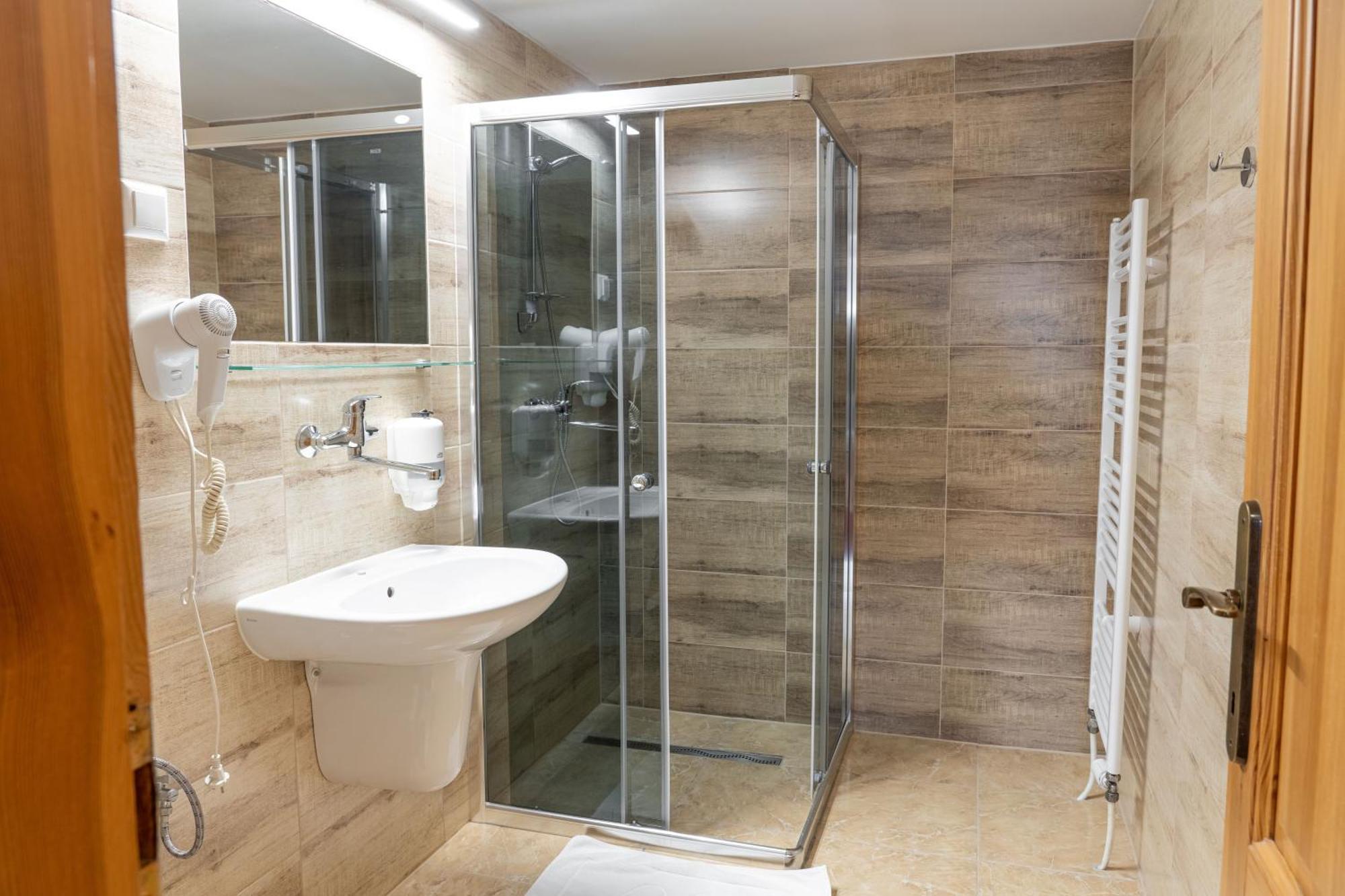 Hotel Toliar 3*