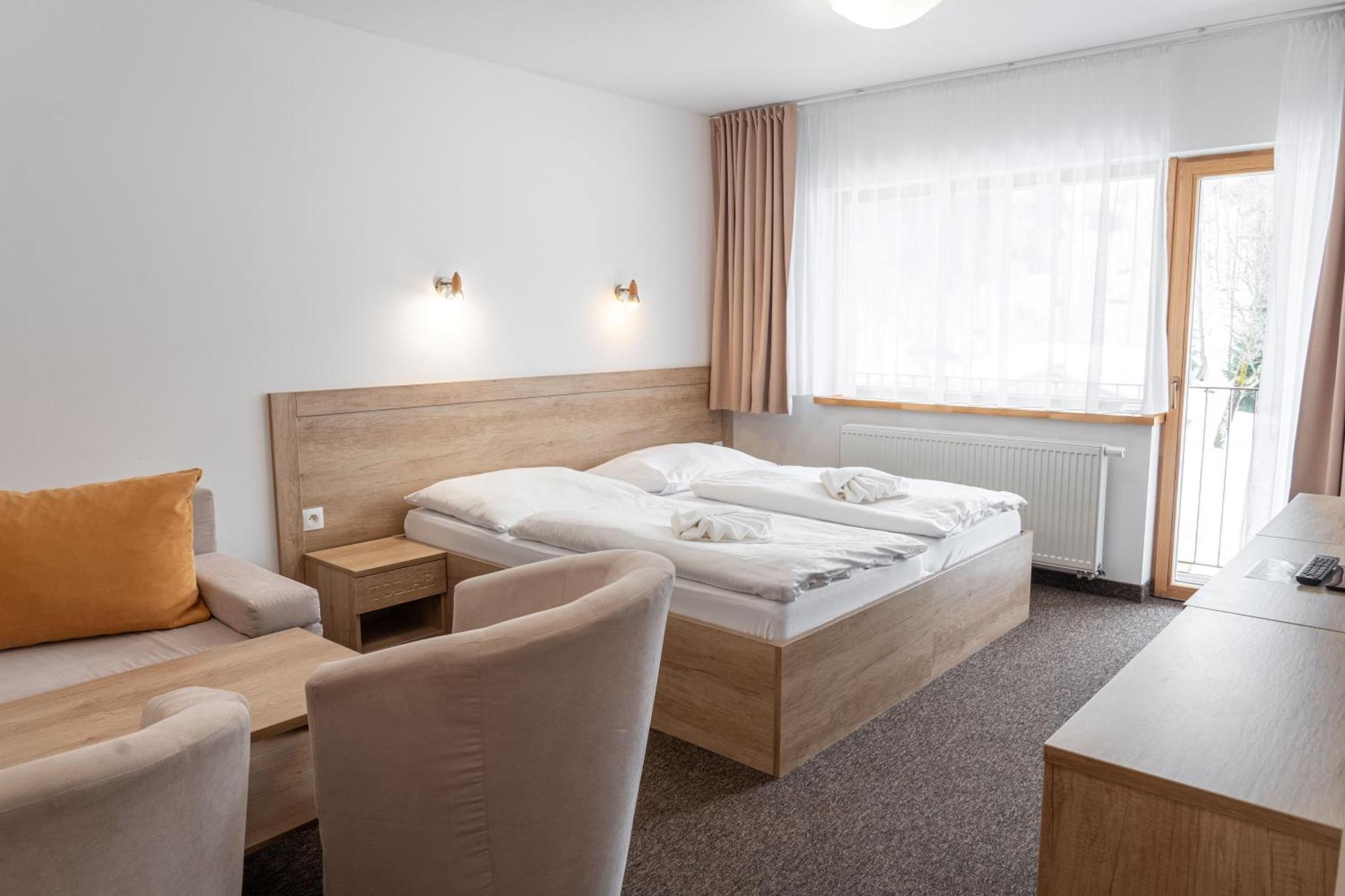 Hotel Toliar